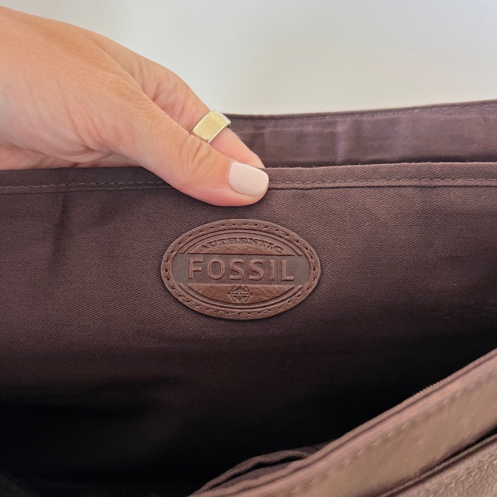 Vintage fossil leather messenger bag - Picture 9 of 12